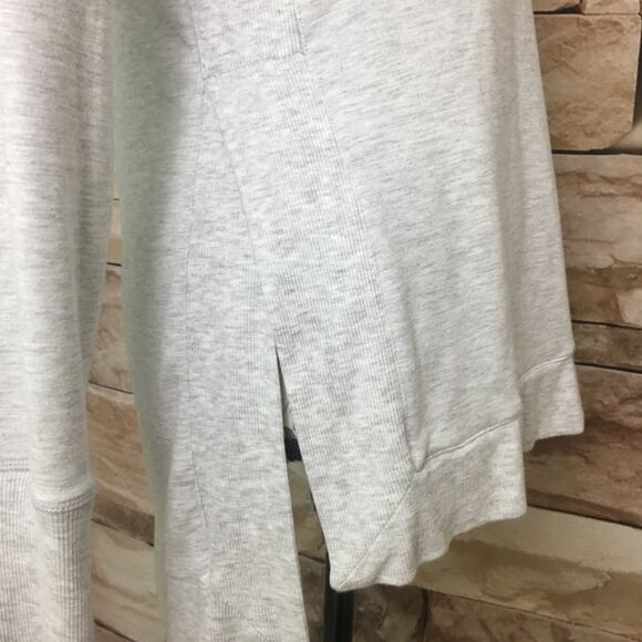 Active Life Heather Gray Light Athletic Sweatshirt Tunic Top Thumb Holes Lounge - Picture 8 of 10